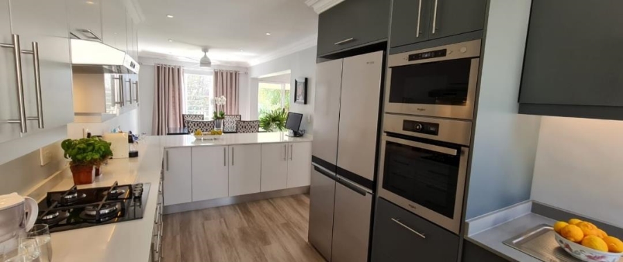 2 Bedroom Property for Sale in Morningside Gauteng