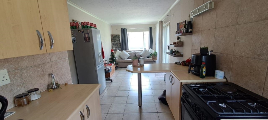 To Let 1 Bedroom Property for Rent in Brackendowns Gauteng