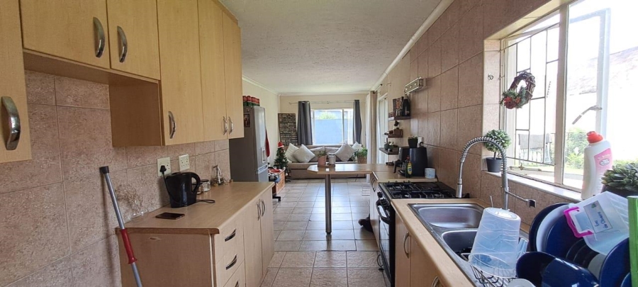 To Let 1 Bedroom Property for Rent in Brackendowns Gauteng