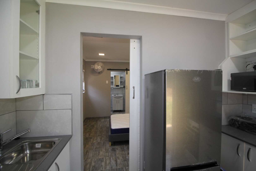 To Let 1 Bedroom Property for Rent in Garsfontein Gauteng