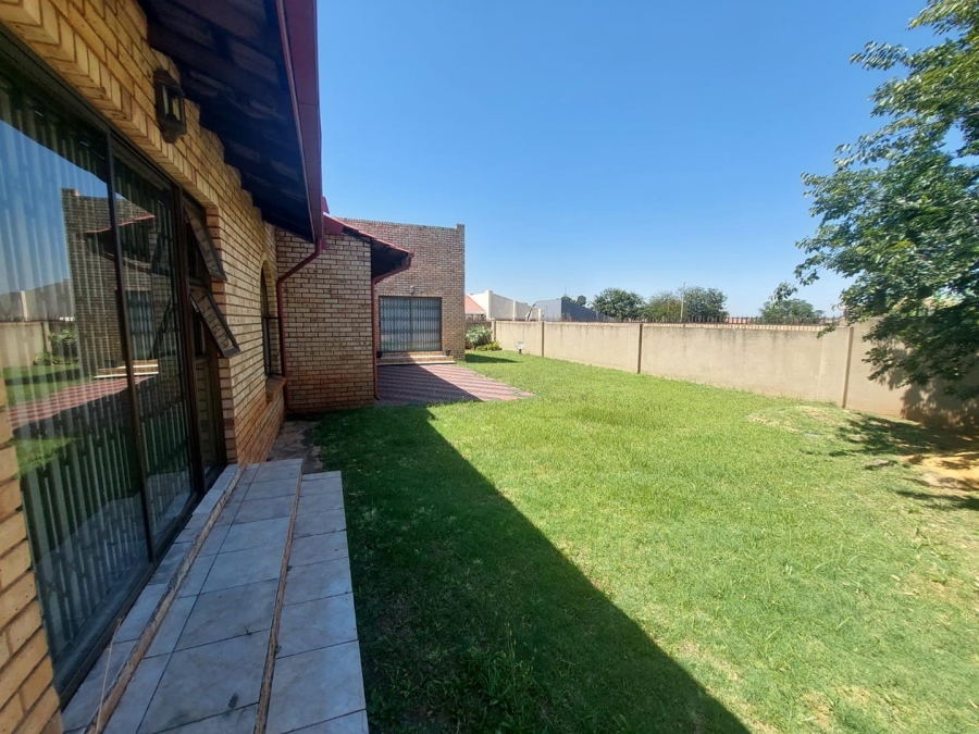3 Bedroom Property for Sale in Spruit View Gauteng