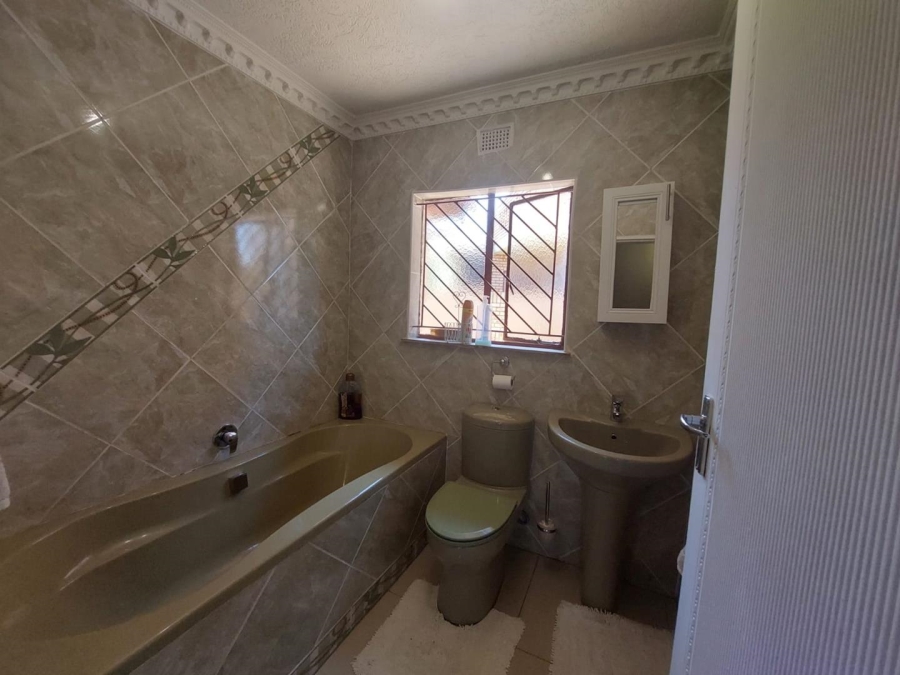 3 Bedroom Property for Sale in Spruit View Gauteng