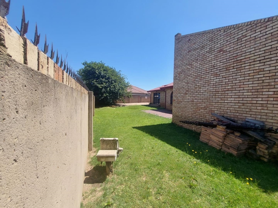 3 Bedroom Property for Sale in Spruit View Gauteng