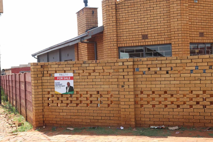 3 Bedroom Property for Sale in Eldorado Park Gauteng