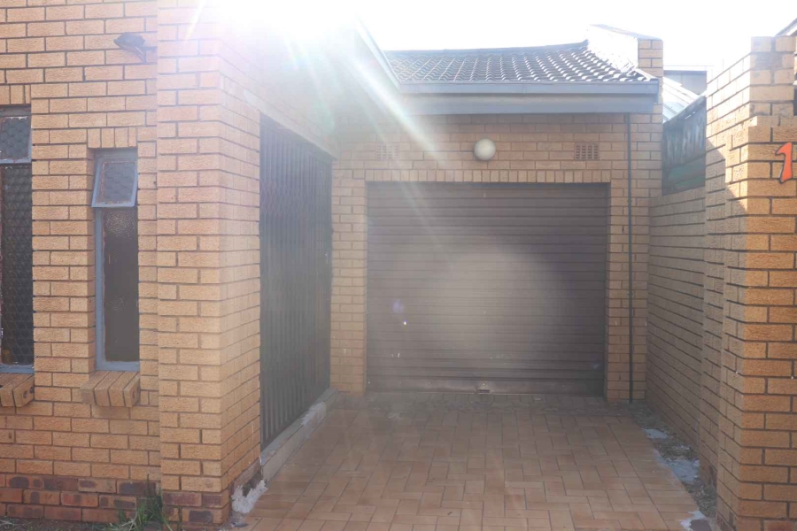 3 Bedroom Property for Sale in Eldorado Park Gauteng