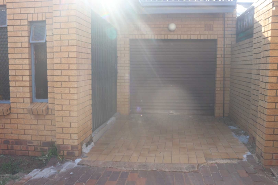 3 Bedroom Property for Sale in Eldorado Park Gauteng