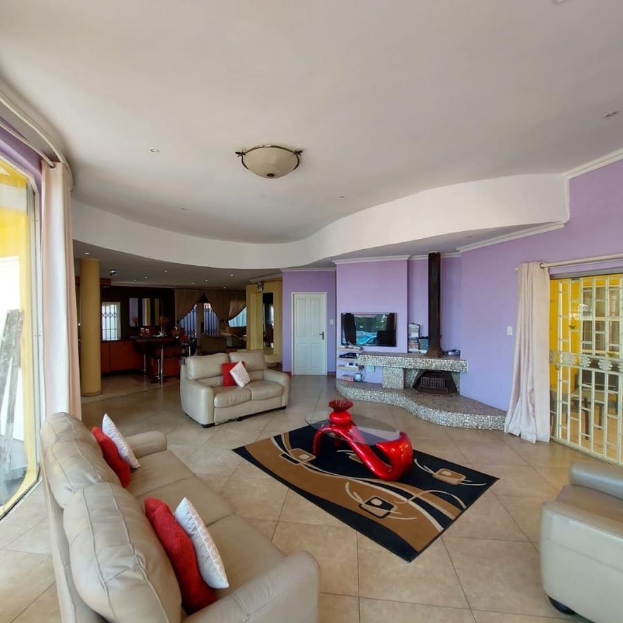 4 Bedroom Property for Sale in Glenvista Gauteng