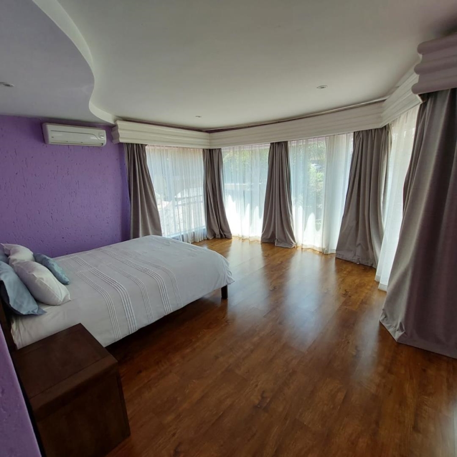 4 Bedroom Property for Sale in Glenvista Gauteng