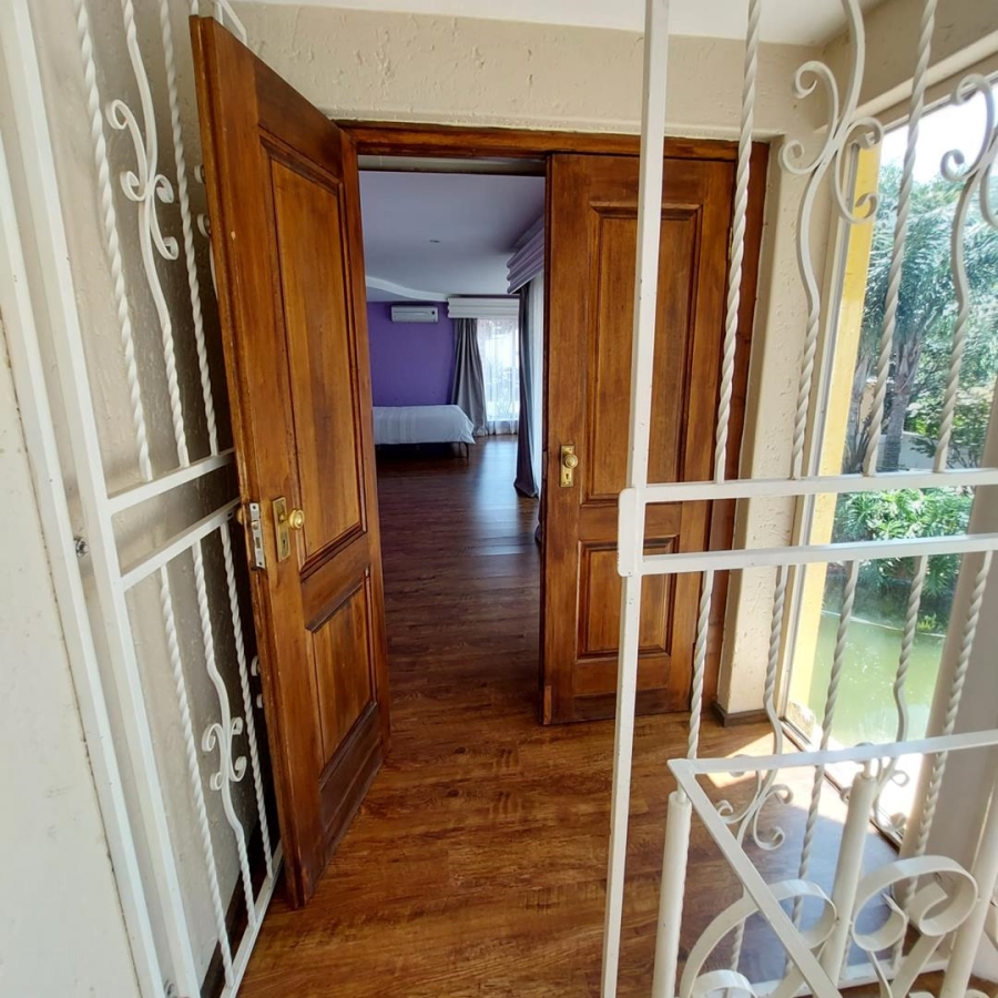 4 Bedroom Property for Sale in Glenvista Gauteng