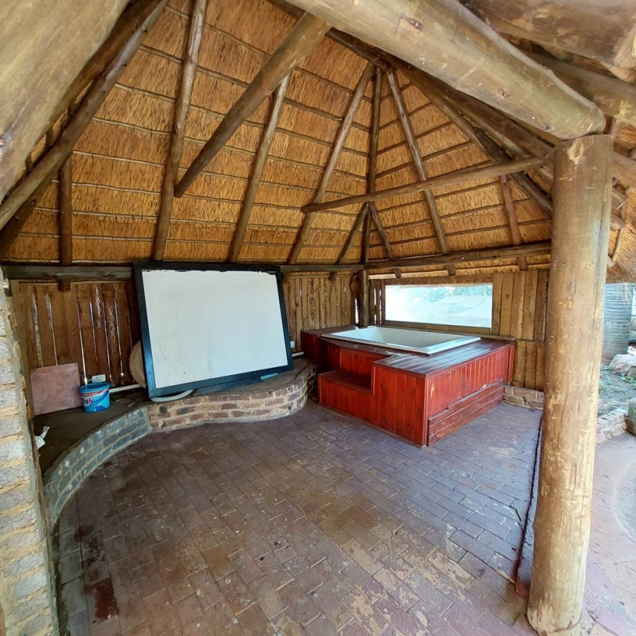 4 Bedroom Property for Sale in Glenvista Gauteng