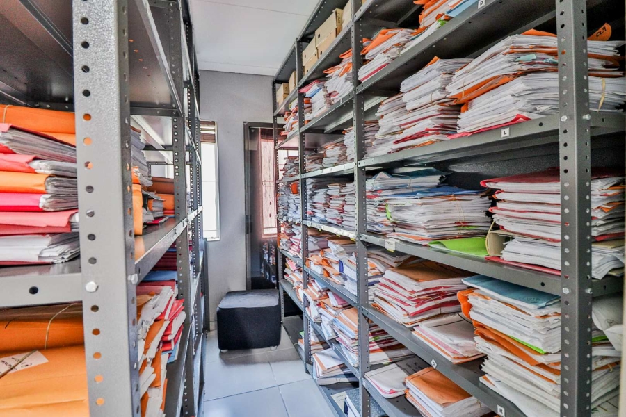 6 Bedroom Property for Sale in Benoni West Gauteng