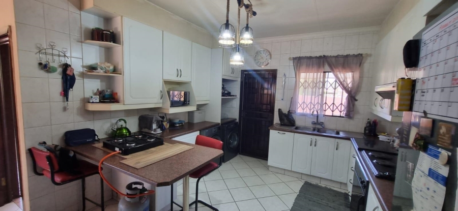 3 Bedroom Property for Sale in Mayberry Park Gauteng
