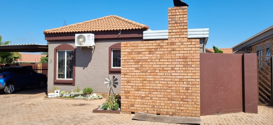 3 Bedroom Property for Sale in Mayberry Park Gauteng