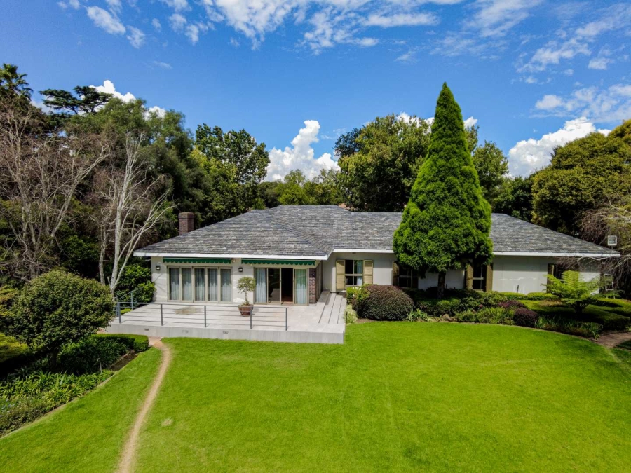 4 Bedroom Property for Sale in Lakefield Gauteng