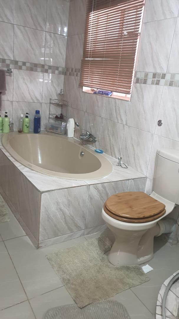 4 Bedroom Property for Sale in Henley on Klip Gauteng