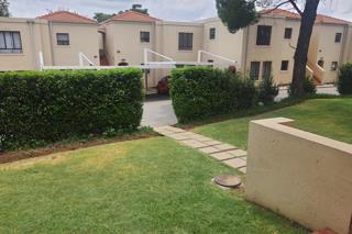 2 Bedroom Property for Sale in Dainfern Gauteng