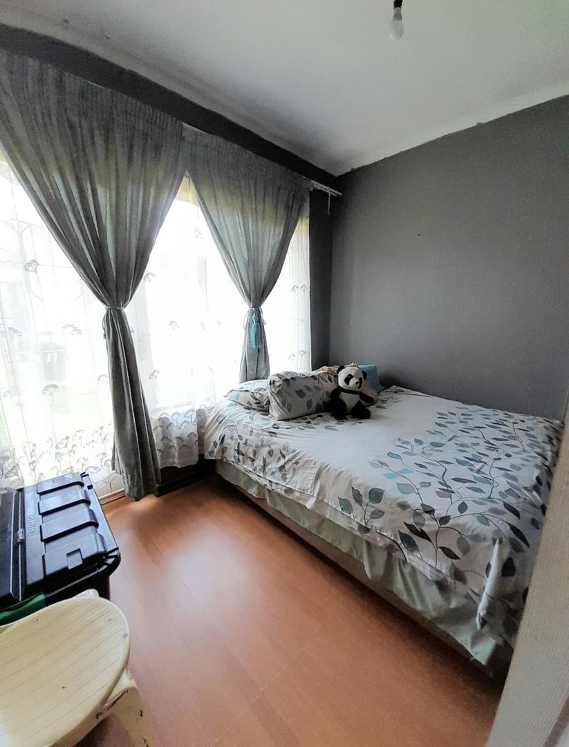 3 Bedroom Property for Sale in Dawn Park Gauteng