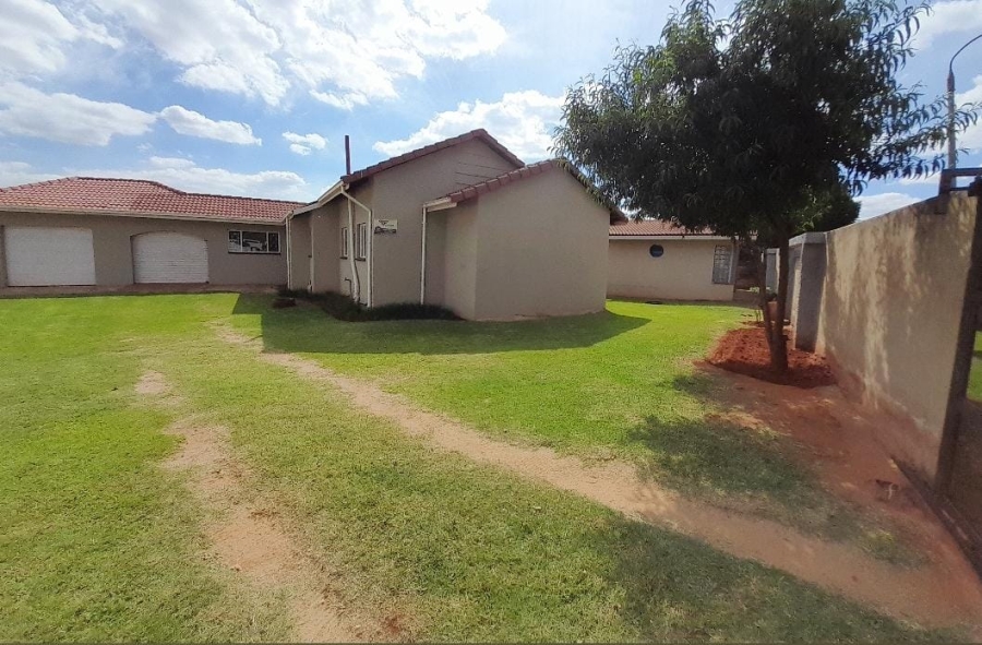 3 Bedroom Property for Sale in Dawn Park Gauteng