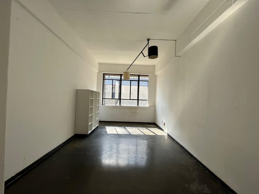 To Let 1 Bedroom Property for Rent in Johannesburg Central Gauteng