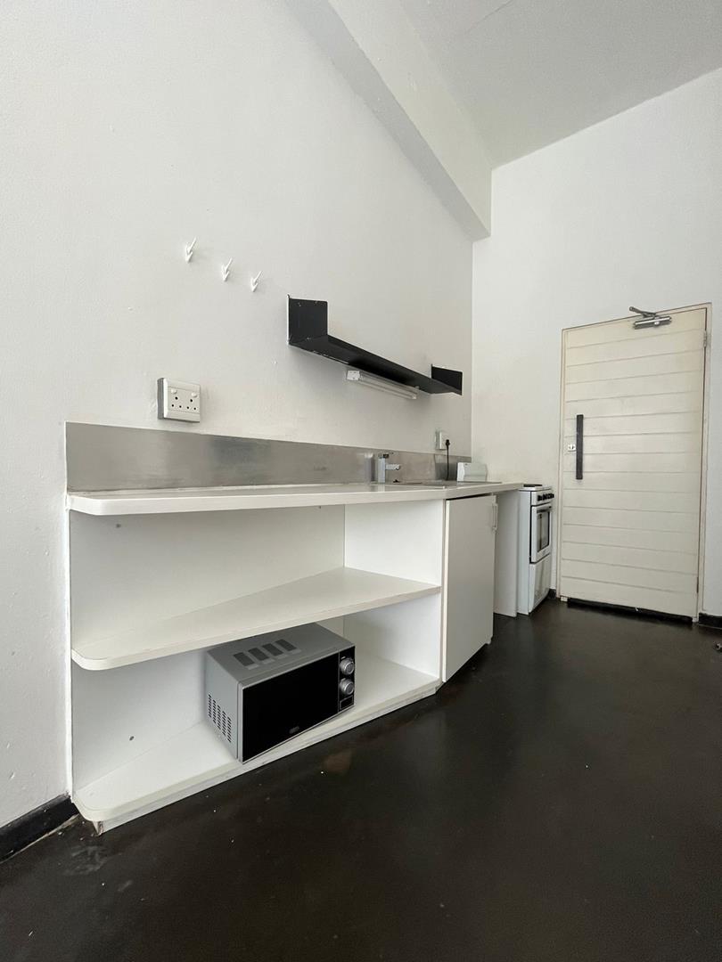 To Let 1 Bedroom Property for Rent in Johannesburg Central Gauteng