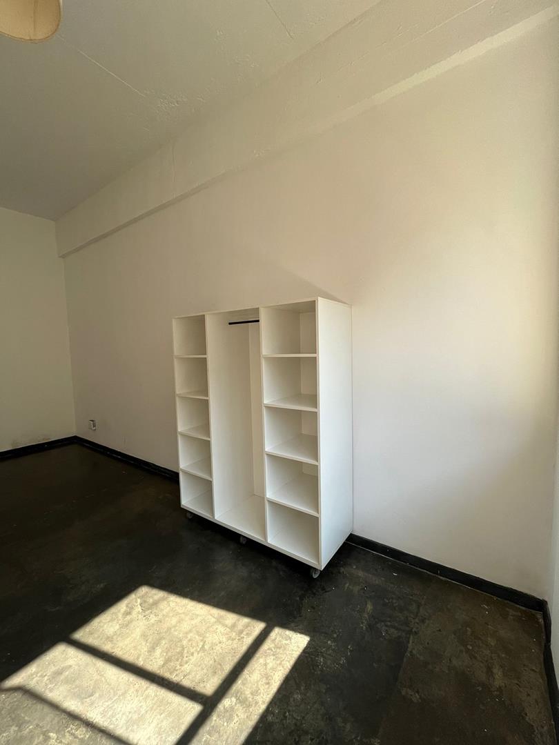 To Let 1 Bedroom Property for Rent in Johannesburg Central Gauteng