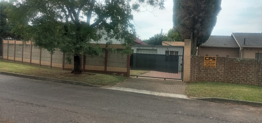 3 Bedroom Property for Sale in Dinwiddie Gauteng
