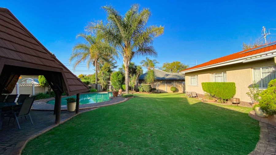 4 Bedroom Property for Sale in Randhart Gauteng