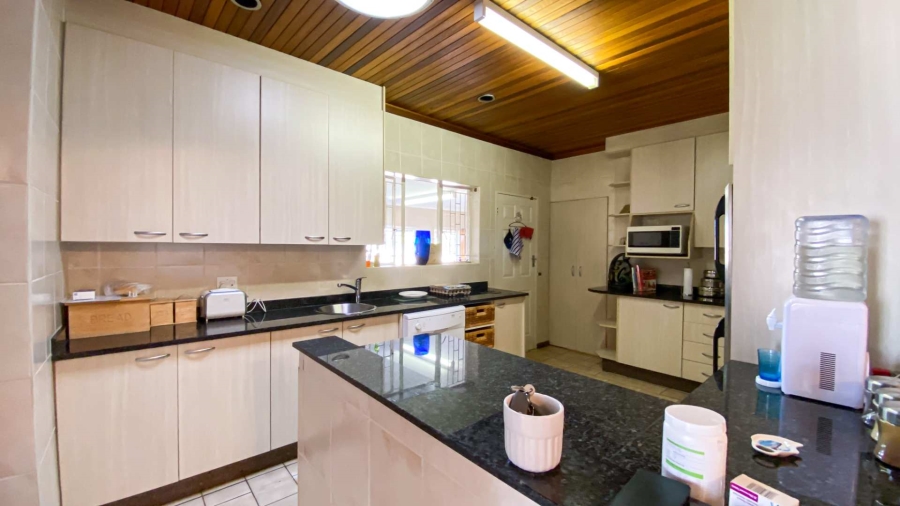 4 Bedroom Property for Sale in Randhart Gauteng