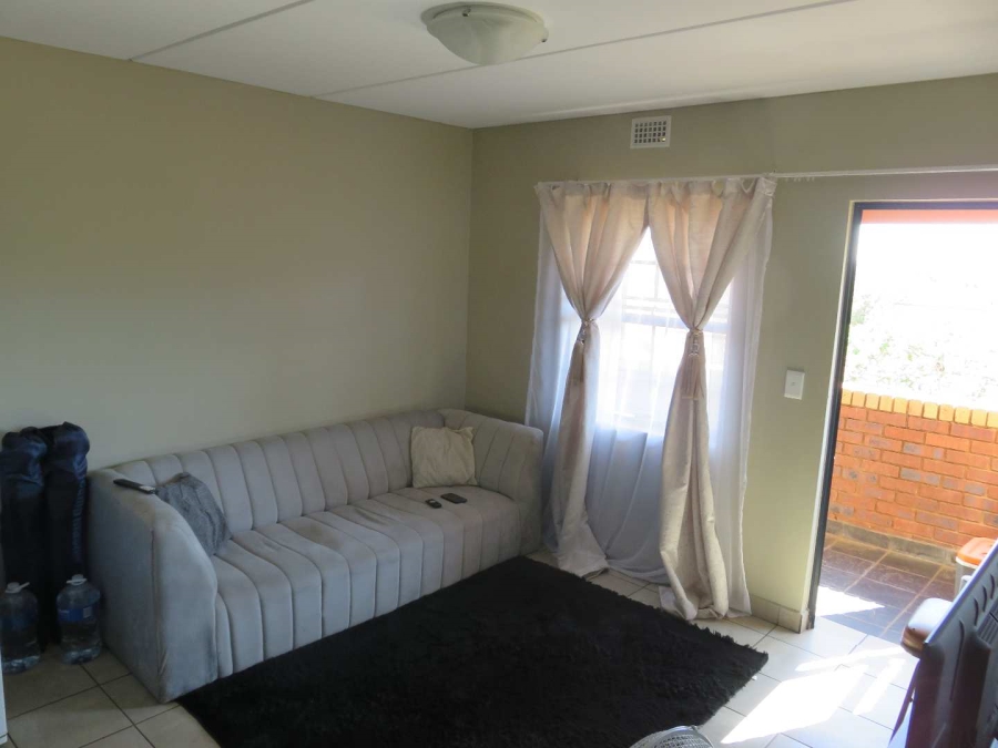 2 Bedroom Property for Sale in Montana Tuine Gauteng