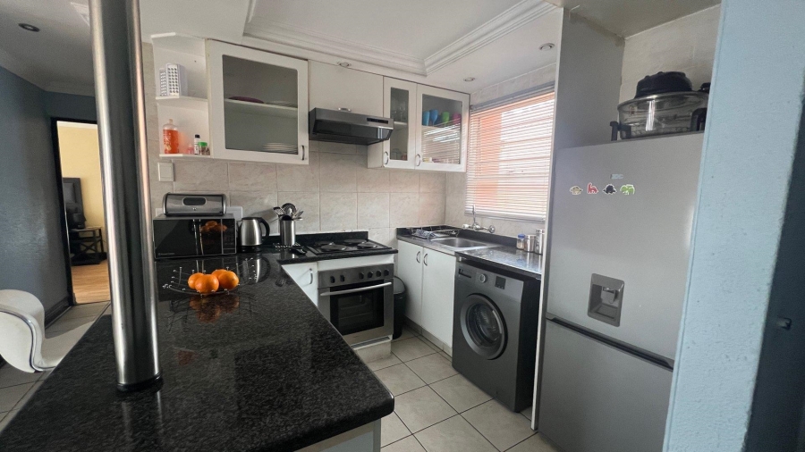 2 Bedroom Property for Sale in Alan Manor Gauteng