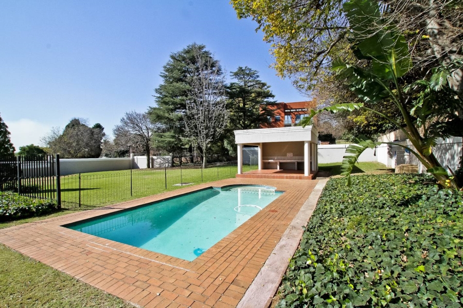 2 Bedroom Property for Sale in Strathavon Gauteng