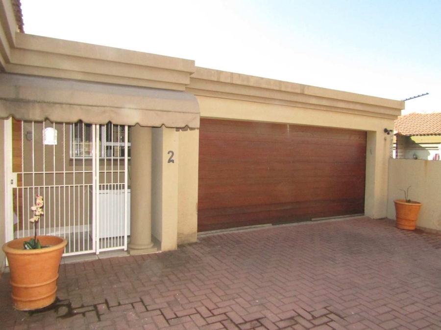 2 Bedroom Property for Sale in Talboton Gauteng