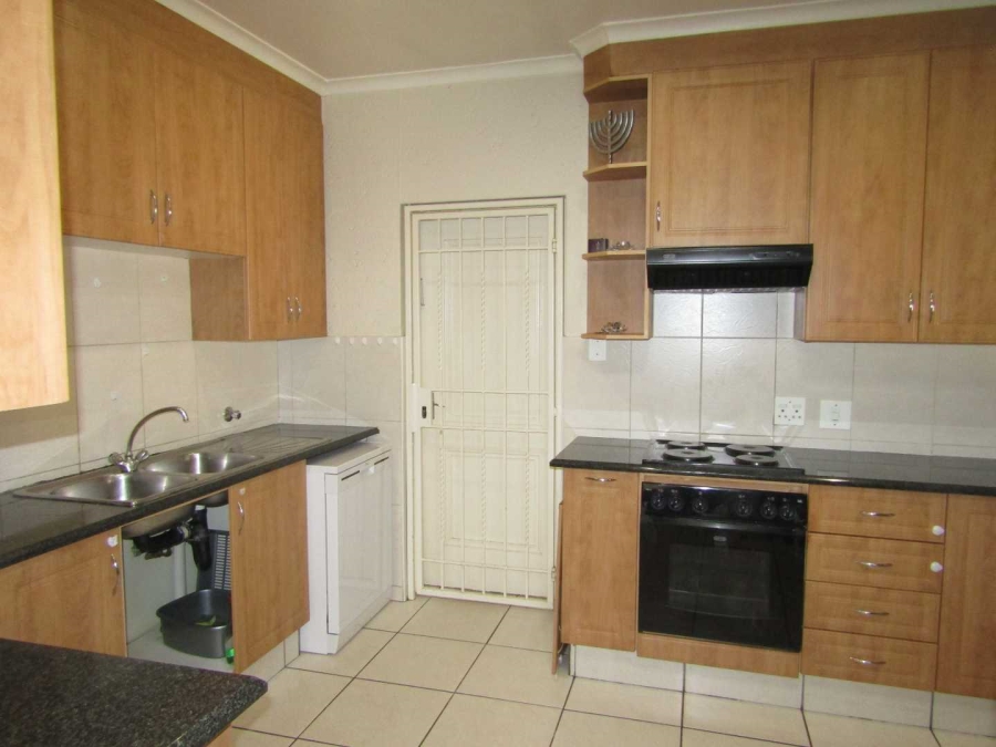 2 Bedroom Property for Sale in Talboton Gauteng