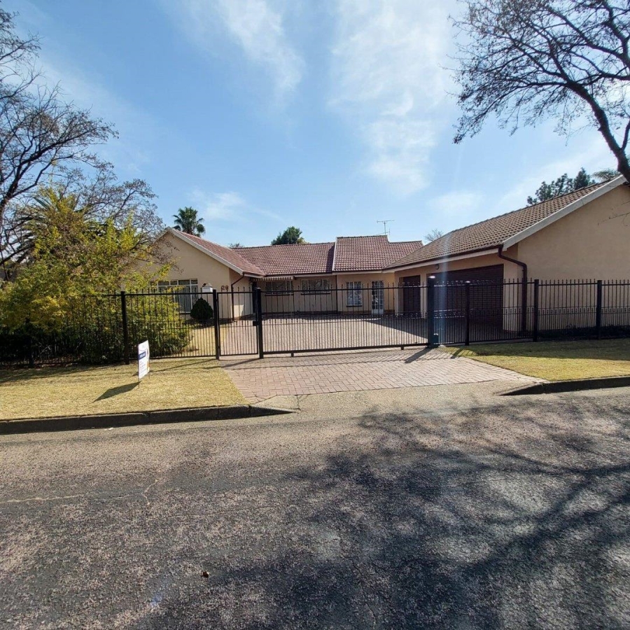 3 Bedroom Property for Sale in Brackenhurst Gauteng