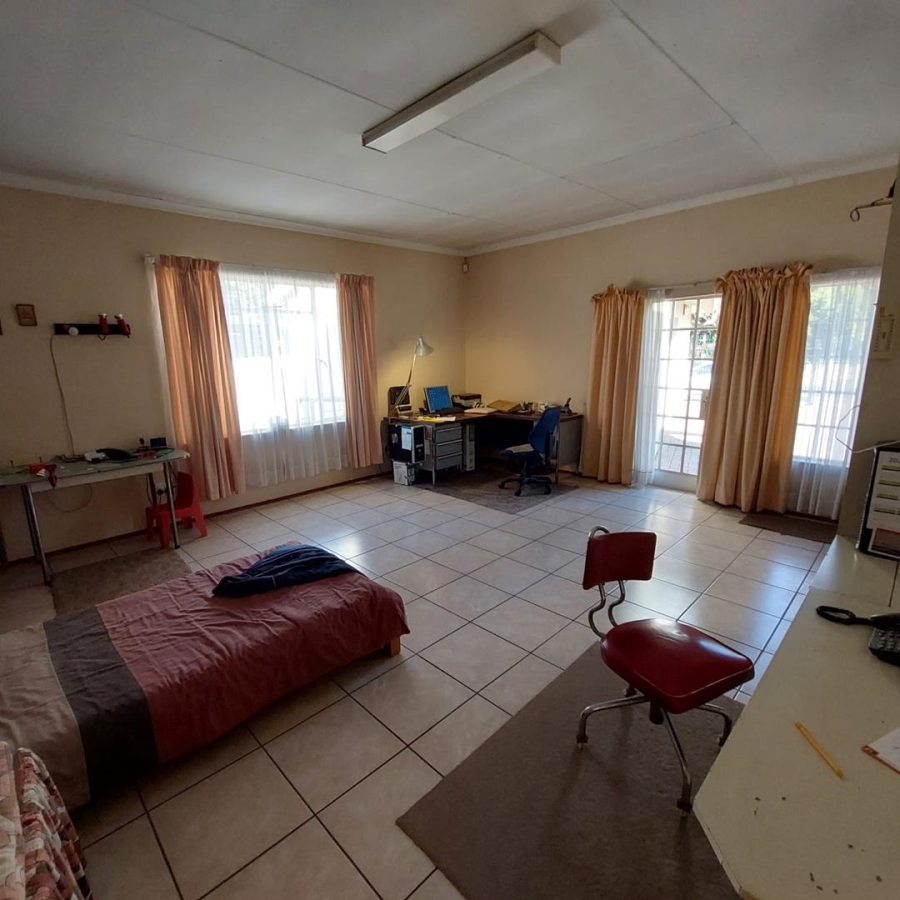 3 Bedroom Property for Sale in Brackenhurst Gauteng