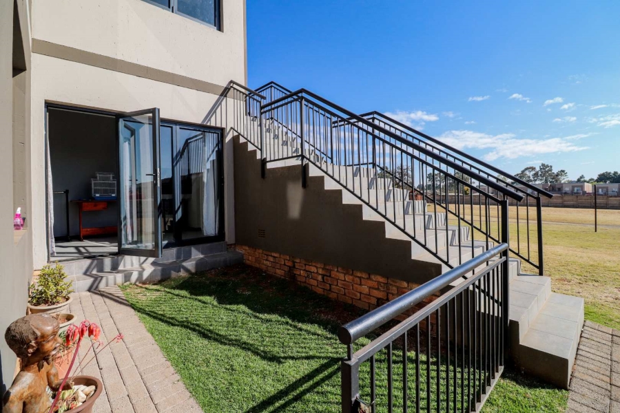 2 Bedroom Property for Sale in Norton Home Estate AH Gauteng