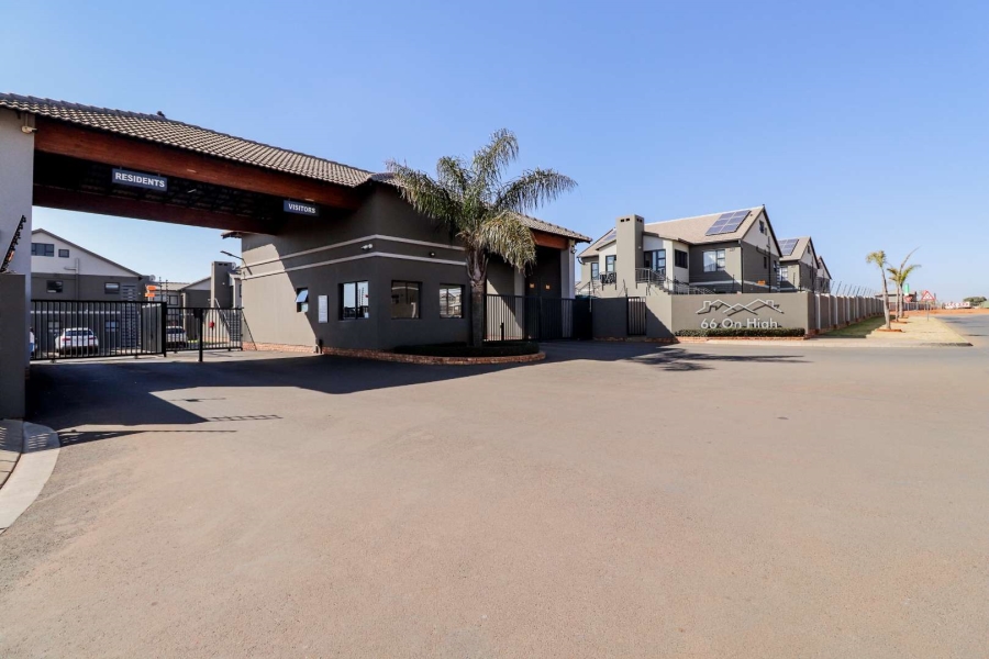 2 Bedroom Property for Sale in Norton Home Estate AH Gauteng