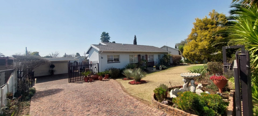 3 Bedroom Property for Sale in Elspark Gauteng