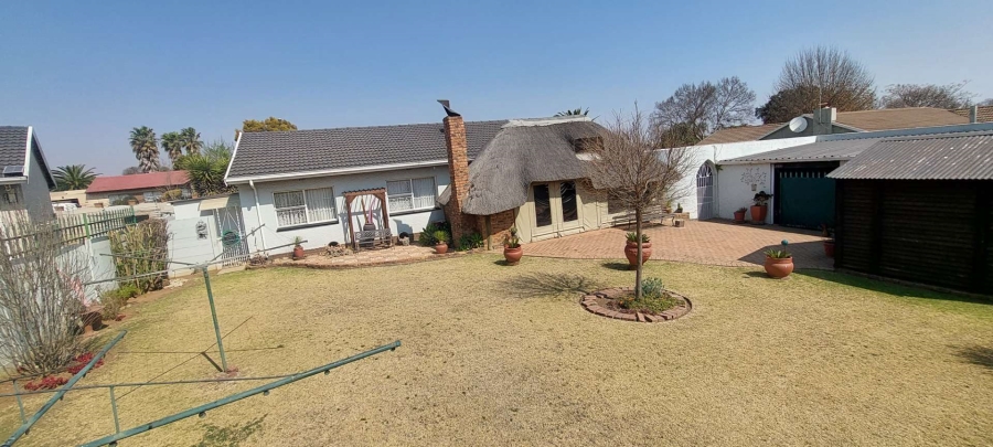 3 Bedroom Property for Sale in Elspark Gauteng