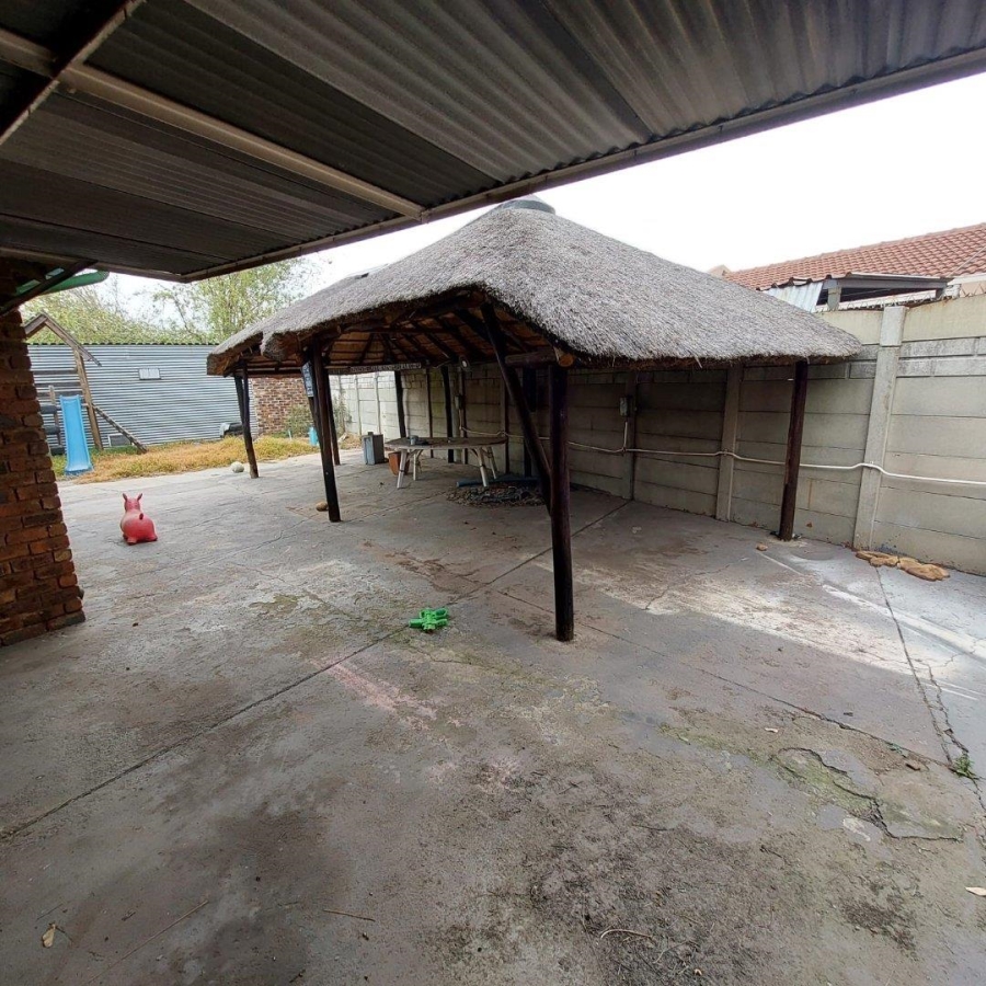 3 Bedroom Property for Sale in Mayberry Park Gauteng