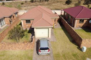 2 Bedroom Property for Sale in Albertsdal Gauteng