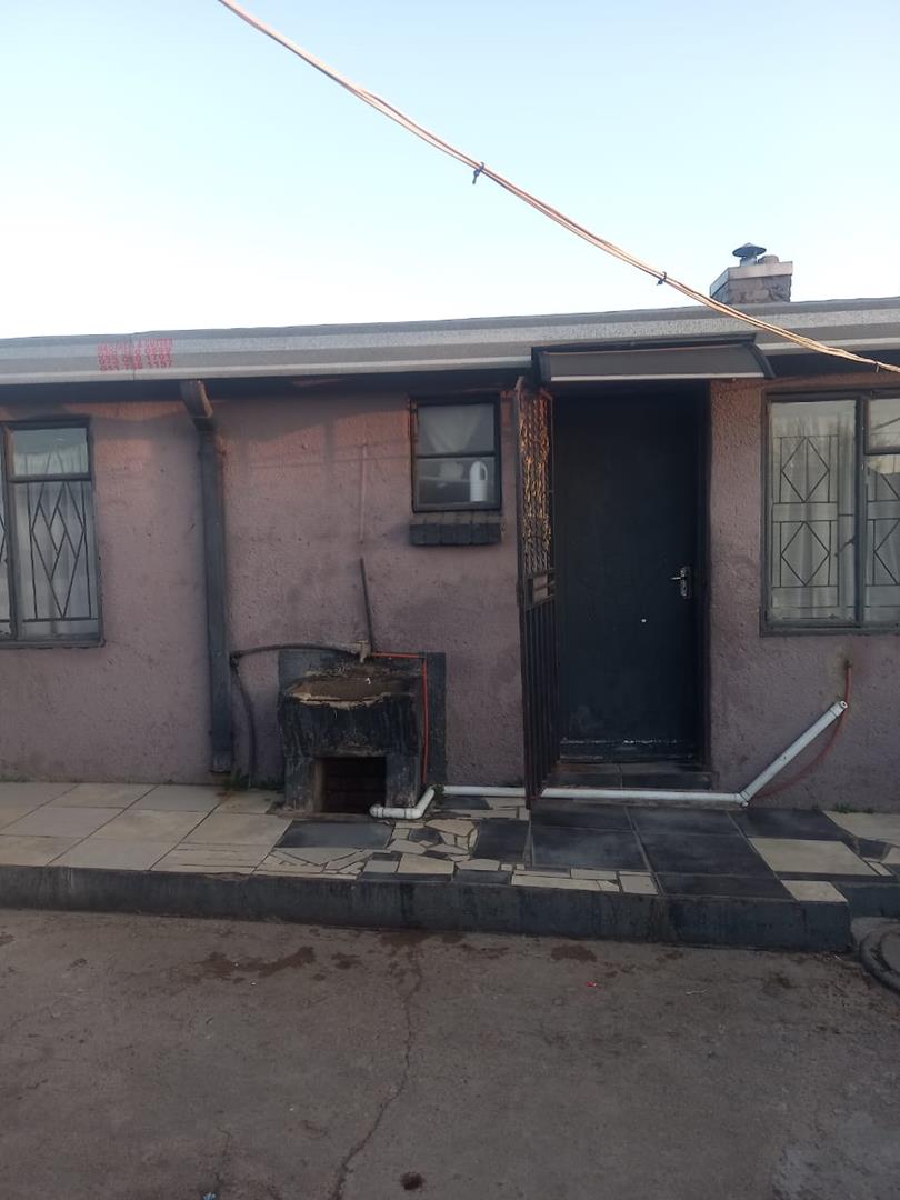 2 Bedroom Property for Sale in Kwa Thema Gauteng