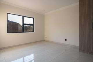 4 Bedroom Property for Sale in Brackenhurst Gauteng