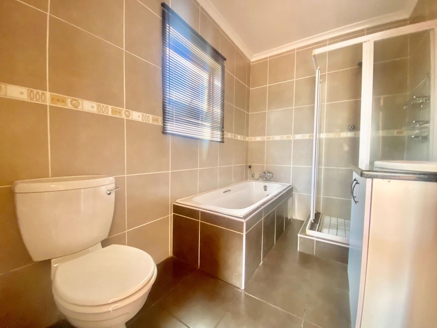 2 Bedroom Property for Sale in Meyersdal Gauteng