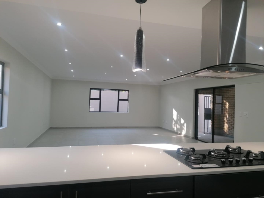3 Bedroom Property for Sale in New Redruth Gauteng