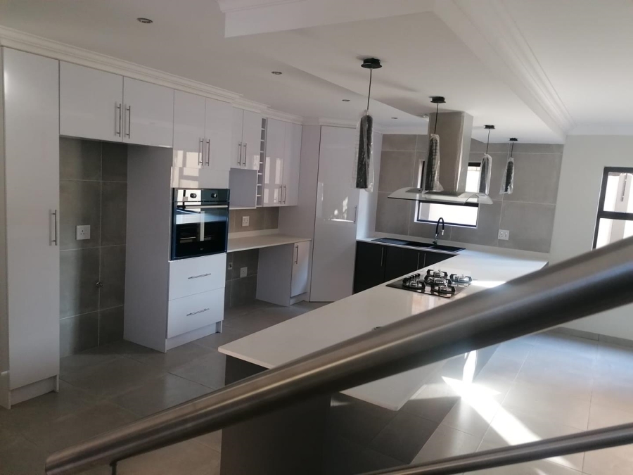 3 Bedroom Property for Sale in New Redruth Gauteng