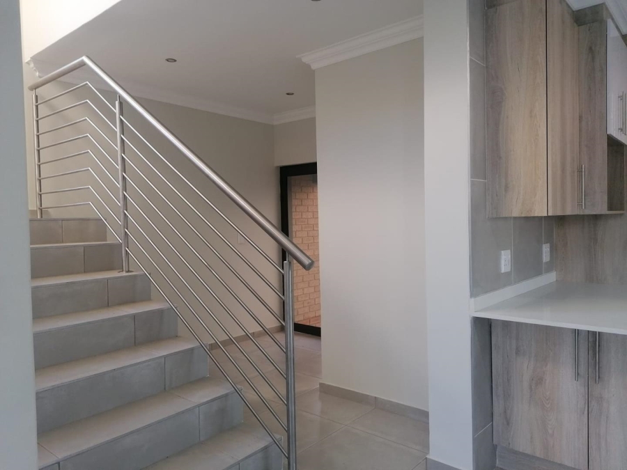 3 Bedroom Property for Sale in New Redruth Gauteng