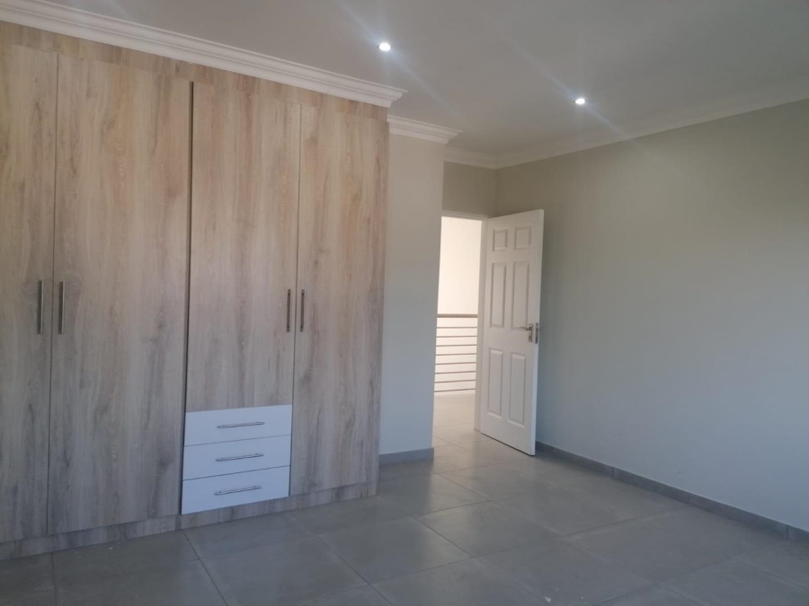 3 Bedroom Property for Sale in New Redruth Gauteng