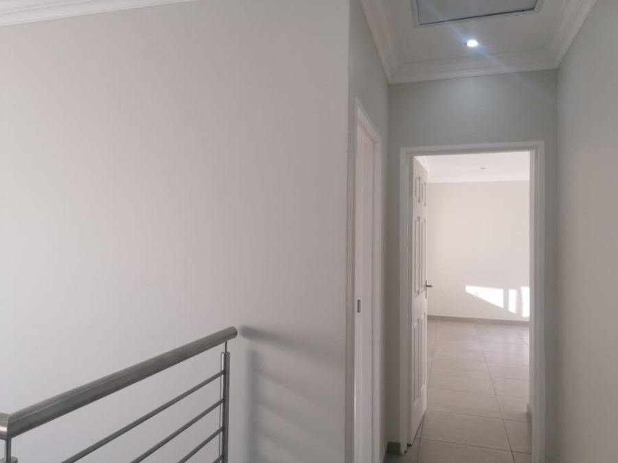 3 Bedroom Property for Sale in New Redruth Gauteng