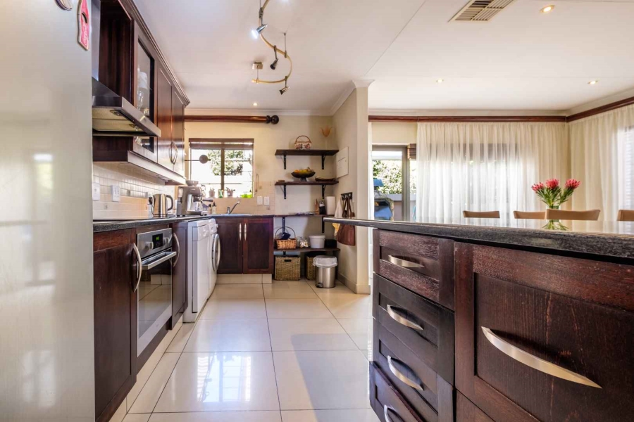 3 Bedroom Property for Sale in Bassonia Rock Gauteng